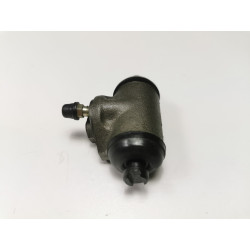 Cylinderek hamulcowy przód tył NUOVA Fiat 126-Personal 3107