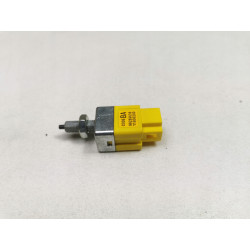 WŁĄCZNIK ŚWIATEŁ STOP AUTOMAT DAEWOO NUBIRA II OE 96289636