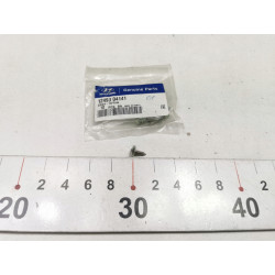 Wkręt mocowanie Hyundai IX35 I40 OE 12493 04141