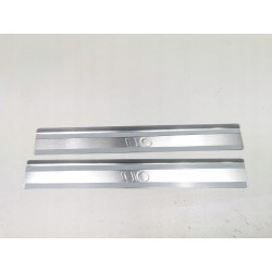 NAKŁADKI PROGOWE ALUMINIUM SREBRNE HYUNDAI i10 AVI10-24104
