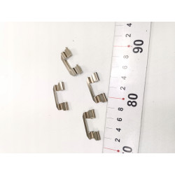 Blaszki do klocków hamulcowych przód MAZDA XEDOS 626 323 MX-6 GAYR-33-29ZA