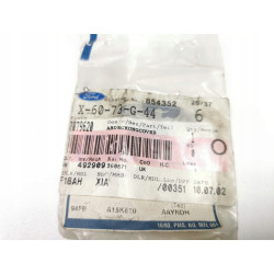 Osłona wewnętrzna wspornika drzwi przednich Ford Fiesta 89-98 OE 7079620