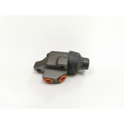 Cylinderek hamulcowy lewy przód Ford Transit 1.7 Mk1, Mk2 OE 1556870