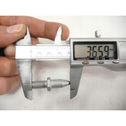 ŚRUBA POZYCJONUJĄCA FELGĘ FIAT ALFA LANCIA 7734791