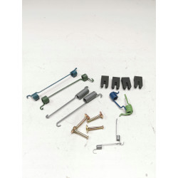 Zestaw dodatków, szczęki hamulcowe tył Ford Escort V VI OE 1086922