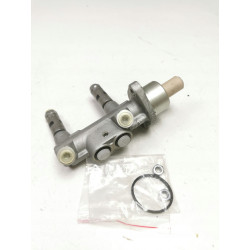 Pompa hamulcowa Ford Fiesta MK4 OE 1106629