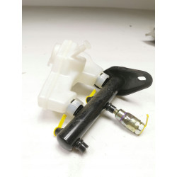 Pompa hamulcowa Ford Fiesta IV OE 74471060