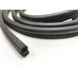 Uszczelka drzwi przednich Ford Transit 8/1994-8/2000 OE 1043311