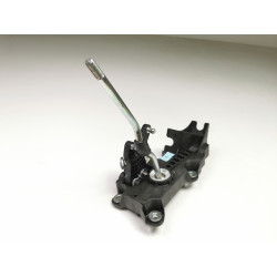 Dźwignia zmiany biegów-przekł.mech. FORD Focus 2008-2011 (CB4) OE 1551419