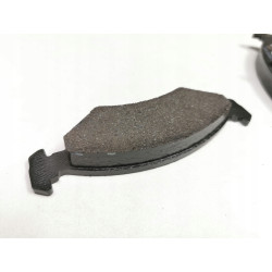 ZESTAW KLOCKÓW HAMULCOWYCH PRZÓD FORD ESCORT 1981-1986 OE 5018899