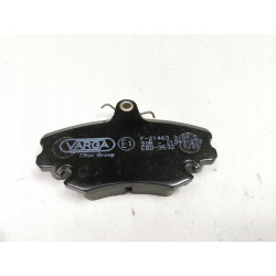 Klocki hamulcowe przód Renault Clio R5 R9 R11 FORD OE EBD-3502 1145552