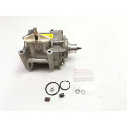 Kompresor klimatyzacji Ford Fiesta V Mondeo III OE 4338795