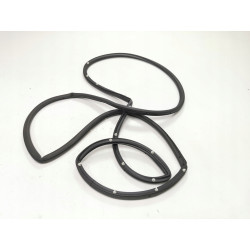 Uszczelka Ford Fiesta 01-08 / Fusion 01-12 (CBK) OE 1349779