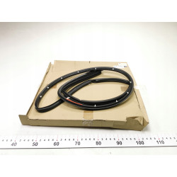 Uszczelka drzwi prawy przód FORD Fiesta 2008-2012 (CB1) OE 1580718