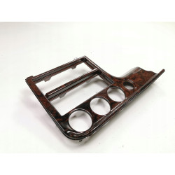 Rama panelu sterowania Ford Mondeo 8.1994 - 8.1996 OE 7247765