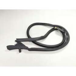 Uszczelka konturowa drzwi Ford Escort Kombi 1997- OE 1045197