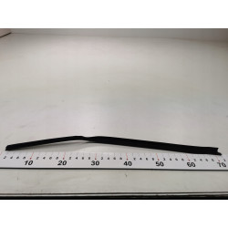 Uszczelka - Pas Drzwi Przednie Ford Fiesta 1989-1996 (CX) OE 1656183