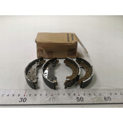 SZCZĘKI HAMULCOWE FORD ESCORT VI 1.8 1995-2000 OE 1065033