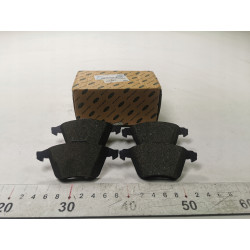 Klocki hamulcowe przód Ford Focus ST MK2 OE 1368558