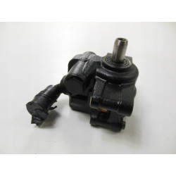 POMPA WSPOMAGANIA KIEROWNICY FORD FIESTA 95-02 OE 1225584