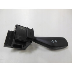 Przełącznik kierownicy Kierunkowskaz Ford Focus II MK2 OE 1362587