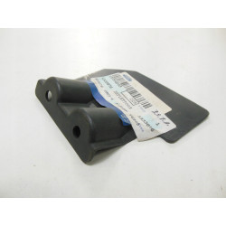 Deflektor powietrza prawy FORD Fiesta 01-08 / Fusion 01-12 (CBK) OE 1333876