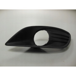 KRATKA PRAWA ZDERZAKA PRZÓD FORD FOCUS MK2 LIFT OE 1528560