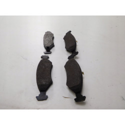 Klocki hamulcowe przód Ford Escort Fiesta Sierra OE 6704268