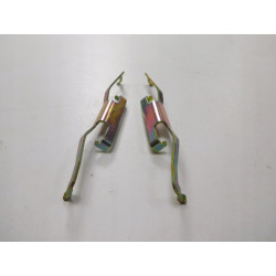 Zestaw sprężyn, ustalaczy klocków przedniego zacisku Ford FiestaMK1 5018518