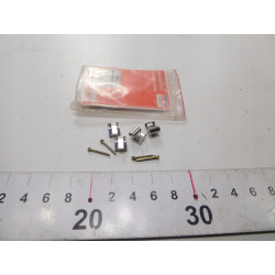 Komplet elementów mocujących, przedni hamulec Ford Fiesta Mk 1 OE 5018519