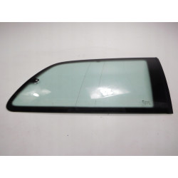 Szyba boczna Ford OE 1052380