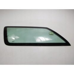 Szkło - okno kwadratowe FORD Mondeo 1992-1996 (FD) 7052940