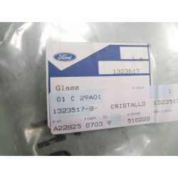 Szyba przednia Ford Fiesta 2001-2008 OE 1323517