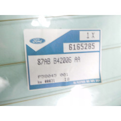 Szyba tylna Ford OE 6165285