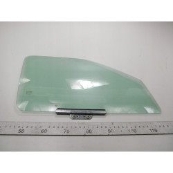 Szyba drzwi prawy przód Ford Fiesta od 8/1995-1999 sedan OE 1064487