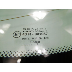Szyba tylna FORD Fiesta 1995-2002 (DX) OE 1122580