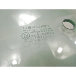 Szkło - Okno uchylne Ford Fiesta 1989-1996 OE 6739244