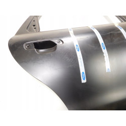 Drzwi prawy tył Ford Mondeo 1992-1996 OE 6833780