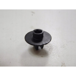 Nakrętka, Kratka Chłodnicy I Zderzak Przedni FORD Fiesta 1995-2002 1231146