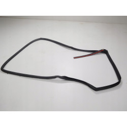 Uszczelka drzwi tylnych tył Ford Fiesta MK7 OE 1702141