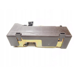 Zamek drzwi prawy przód Ford Fiesta 89-02 OE 7223503