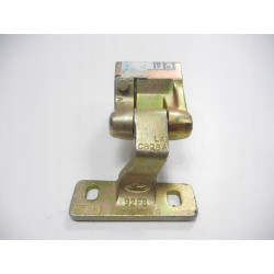 Zawias Lewy Dolny Podwójne Drzwi Tylne FORD Fiesta 1995-2002 OE 6790289