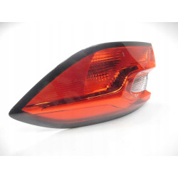 Lampa prawy tył Ford Fiesta MK8 OE 2510414