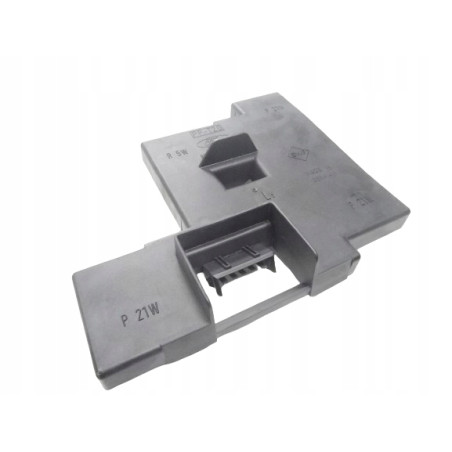 Uchwyt lampy tylnej lewy Ford Fiesta 1995-2002 OE 1054337