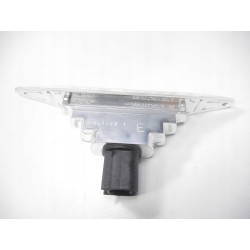 Światło kierunkowskaz boczny biały Ford Focus 98-04 OE 4496772