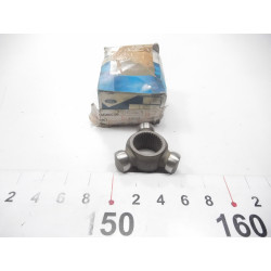Krzyżak półosi Ford Fiesta V C-MAX II OE 1059467