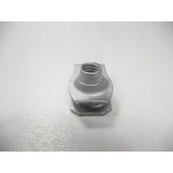 NAKRĘTKA U M6 X 0.8 - 4.0 OSŁONY ZDERZAKA FORD TRANSIT OE 1481295