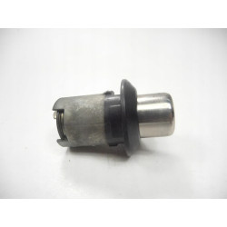 Zamek klapy bagażnika Ford Escort 80-83 OE 6111229