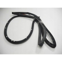 Uszczelka drzwi prawy przód Ford Fiesta VI OE 1740711