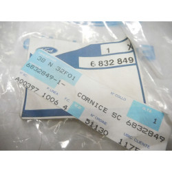 Osłona klamki drzwi lewy przód Ford Mondeo 1992-1996 OE 6832849